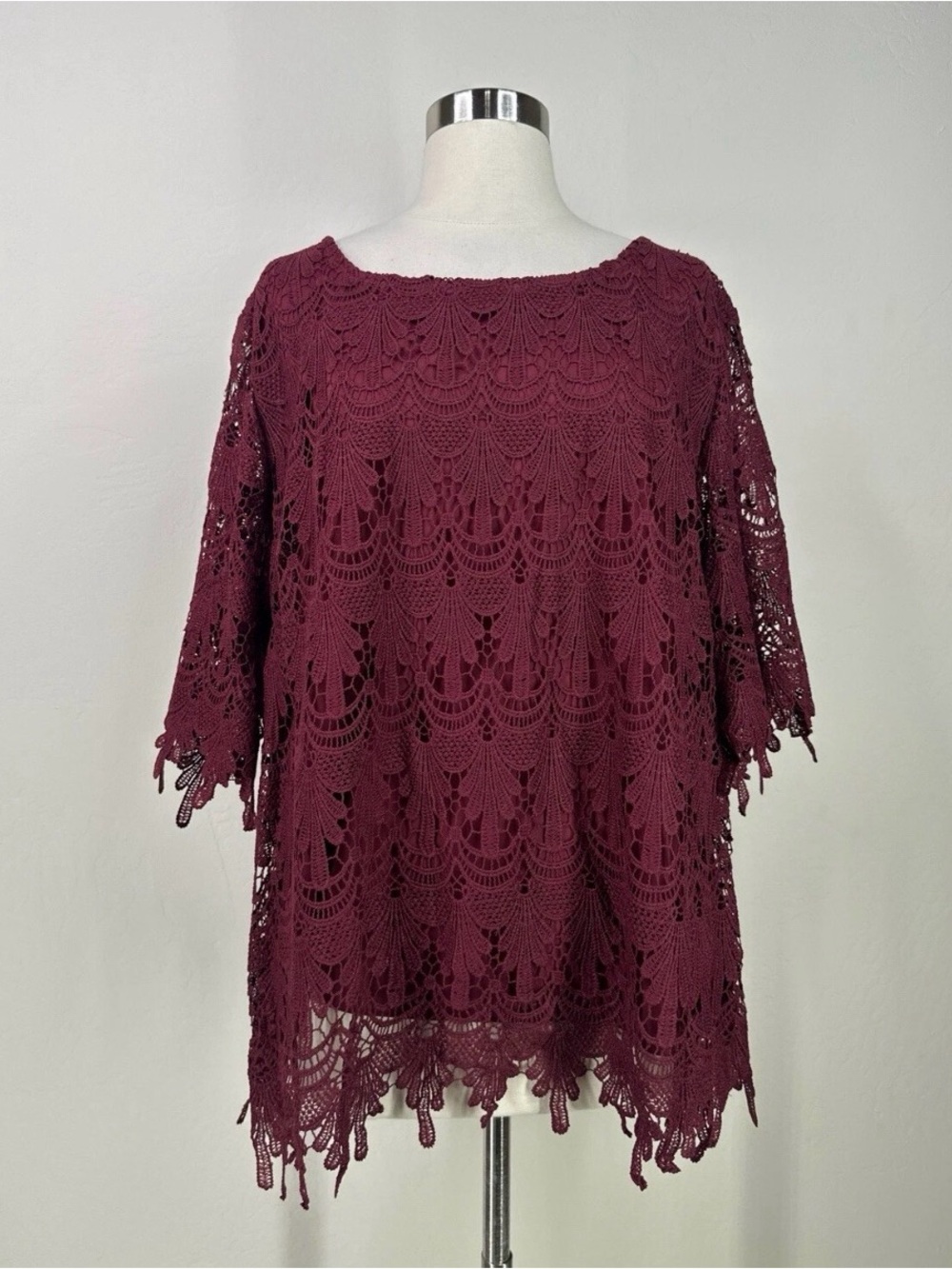 Adiva Crochet Lace short sleeve women’s Tunic Top